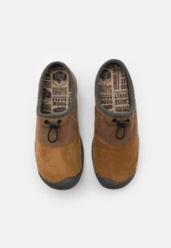 Keen HOWSER SLIDE - Półbuty Wsuwane - Bison /toasted Coconut -Sklep Toni Pons 09c3e290379641e78fb2ce0426582440