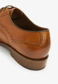 Next SIGNATURE ITALIAN PIPED EDGE BROGUES STANDARD - Eleganckie Buty - Tan Brown -Sklep Toni Pons 355a393a37214b2f8ff810340ed67cd3