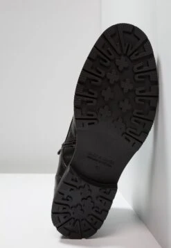 Jack & Jones JFWALBANY - Botki Sznurowane - Anthracite -Sklep Toni Pons 37d3c06a75da4351bf03bacd4ac4b373