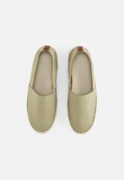 Pier One RENA ESPADRILLE UNISEX - Espadryle - Olive -Sklep Toni Pons 37f61750ec004994b62ae6ddcfad1a43