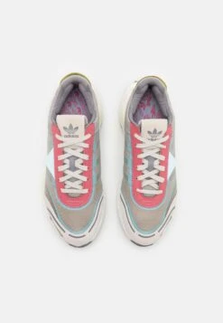 Adidas Originals RETROPY P9 UNISEX - Sneakersy Niskie - Metal Grey/bliss Blue/grey Four -Sklep Toni Pons 3a26481a572f4439b69e56ef13e1e050