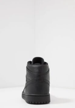 AIR JORDAN 1 MID - Sneakersy Wysokie - Black -Sklep Toni Pons 41d2aace3aa24c429996d72ce0027aed