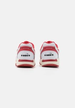 Diadora WINNER UNISEX - Sneakersy Niskie - White/chili Pepper -Sklep Toni Pons 493a3cc4ae714932812edf401b4bac1f