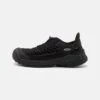 Keen UNEEK NXIS - Sznurowane Obuwie Sportowe - Triple Black/black -Sklep Toni Pons 497ea4a3281e4a718a5f807f7eced5d4