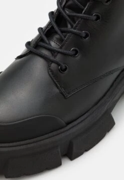 Steve Madden TYLER BOOT - Botki Sznurowane - Black -Sklep Toni Pons 526053d275664fa0931b9e10af64d9a0