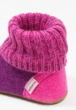 Giesswein WILDPOLDSRIED - Kapcie - Veilchen -Sklep Toni Pons 5f29d5a02520434ea8e57eb55009e7b9