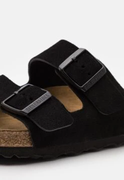 Birkenstock ARIZONA SOFT FOOTBED UNISEX - Klapki - Black -Sklep Toni Pons 66d6dd8e9966480db512247c0ae9278c