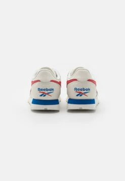 Reebok Classic CLASSIC LEATHER UNISEX - Sneakersy Niskie - Chalk/classic White/vector Red 10 Reebok Classic CLASSIC LEATHER UNISEX - Sneakersy Niskie - Chalk/classic White/vector Red -Sklep Toni Pons 6f4e9932ef1a4b8cb68d1c64f31b8cab