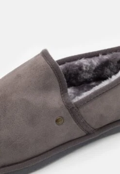 Jack & Jones JFWPETE HOMESLIPPER - Kapcie - Castlerock -Sklep Toni Pons 77808d0f958642b393f7c989b65d38b4