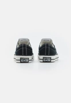 Converse STAR PLAYER 76 UNISEX - Sneakersy Niskie - Black/vintage White -Sklep Toni Pons 798f75bc681b4d17b2126fcaa2d2da11