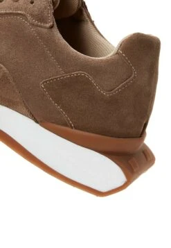 MINK - Sznurowane Obuwie Sportowe - Mink -Sklep Toni Pons 80ed9e1173f84a9e8f1c80ccb59ee730