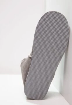 Shepherd ANDY - Kapcie - Asphalt -Sklep Toni Pons 920a486df2b84161be813758a027ee40