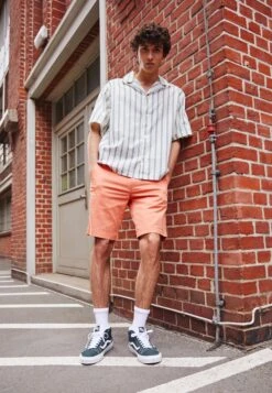 Vans MID SKOOL 37 UNISEX - Sneakersy Wysokie - Darkest Spruce/true White 12 Vans MID SKOOL 37 UNISEX - Sneakersy Wysokie - Darkest Spruce/true White -Sklep Toni Pons 9da39781c7074ccc9cd85df30feab4f9