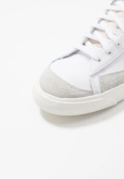 Nike Sportswear BLAZER MID '77 VNTG - Sneakersy Wysokie - White/black -Sklep Toni Pons a23f827a1292440ea58132faa7f45e53