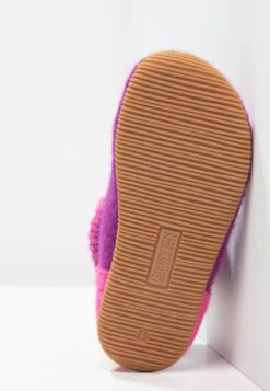 Giesswein WILDPOLDSRIED - Kapcie - Veilchen -Sklep Toni Pons b261189ae8dc4a1aa204389633b601ee