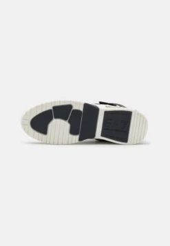 EA7 Emporio Armani NEW BASKET UNISEX - Sneakersy Wysokie - Black/bluenotte/gold/white -Sklep Toni Pons c3181f9c9a70490c9f666c11fd073b97