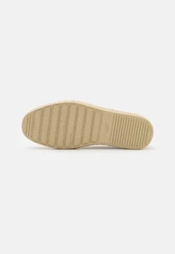 Hackett London ALTEA SLIPON - Espadryle - Sand 10 Hackett London ALTEA SLIPON - Espadryle - Sand -Sklep Toni Pons c3e8bdfa49c74c1c9f44c63412463c62