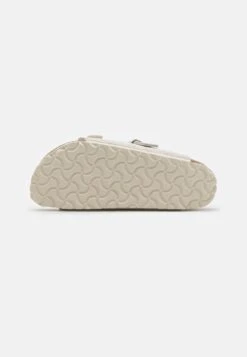 Birkenstock ZÜRICH UNISEX - Kapcie - Antique White 12 Birkenstock ZÜRICH UNISEX - Kapcie - Antique White -Sklep Toni Pons c4b21909d2f840a29ad56cf4431993e7