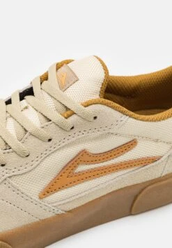 Lakai CAMBRIDGE UNISEX - Sneakersy Niskie - Tan 13 Lakai CAMBRIDGE UNISEX - Sneakersy Niskie - Tan -Sklep Toni Pons d1615e6c1ccf4930b0a30b174891c5ea