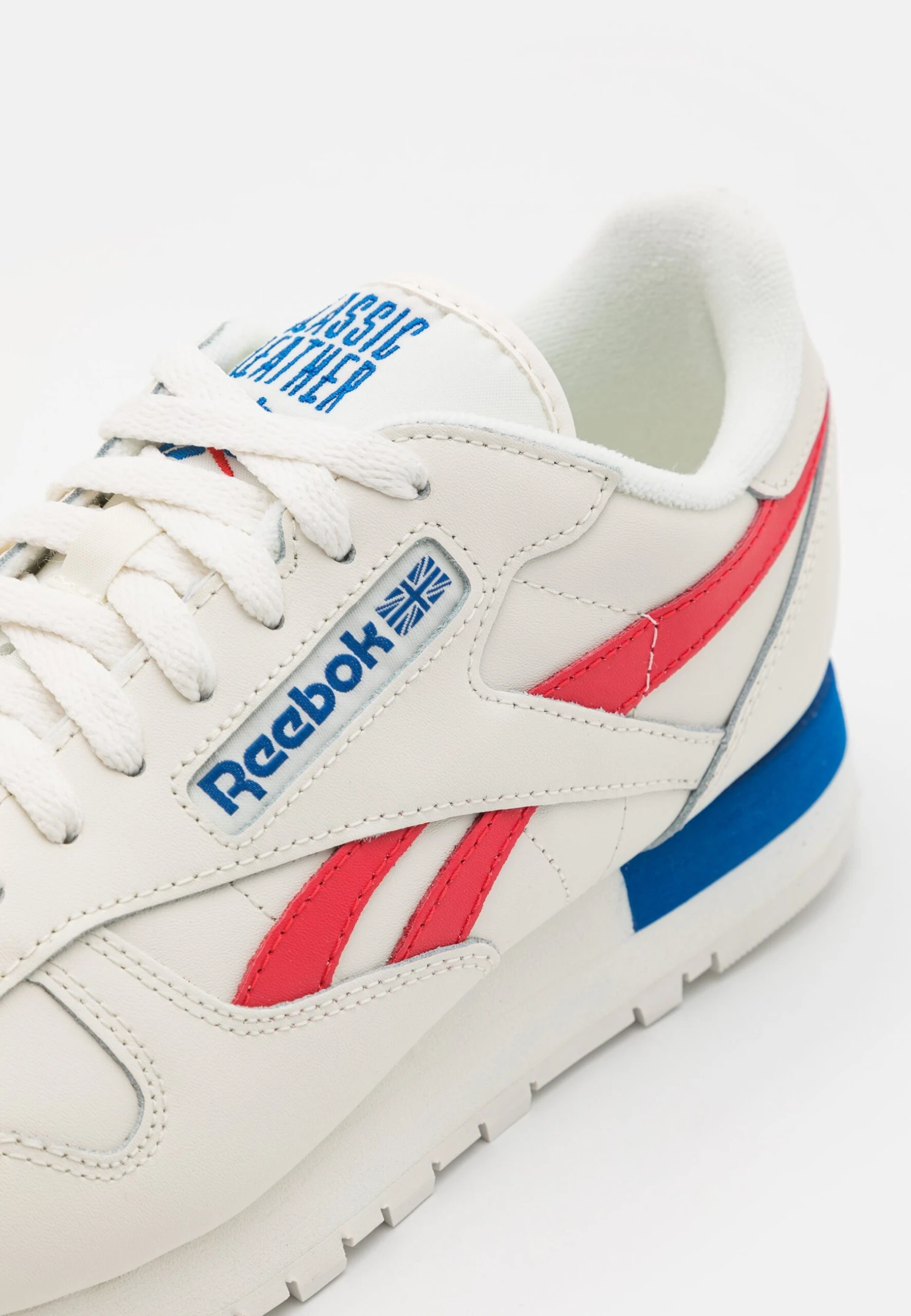 Reebok Classic CLASSIC LEATHER UNISEX - Sneakersy Niskie - Chalk/classic White/vector Red 8 Reebok Classic CLASSIC LEATHER UNISEX - Sneakersy Niskie - Chalk/classic White/vector Red - obrazek 6