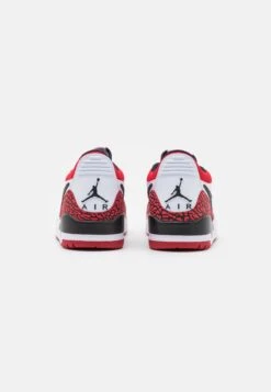 AIR JORDAN LEGACY 312 - Sneakersy Niskie - White/black/gym Red -Sklep Toni Pons d337c3e0ab4a4cac966fff0b4f43b014