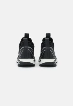 EA7 Emporio Armani ALTURA UNISEX - Sneakersy Niskie - Black -Sklep Toni Pons d9caf78181aa4bdca75be1acc0d87e76