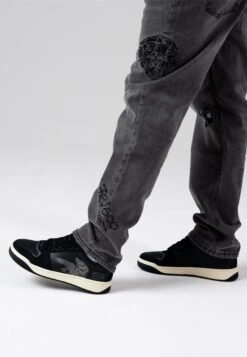 Ed Hardy COURTED LOW EAGLE - Sneakersy Niskie - Black Gunmetal -Sklep Toni Pons f0b888c66e6141cba334be67ca5008fb