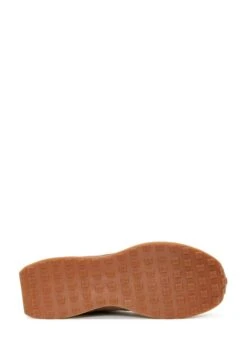 MINK - Sznurowane Obuwie Sportowe - Mink -Sklep Toni Pons f65c8923c04641e9b4be471e3ea70db2