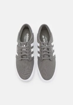 Adidas Originals SEELEY XT UNISEX - Sneakersy Niskie - Grey/footwear White -Sklep Toni Pons fff91d736e7c430a95263945d16ecff6